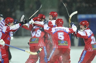 Сборной России предстоит защитить свой чемпионский титул (Фото sport-express.ru).