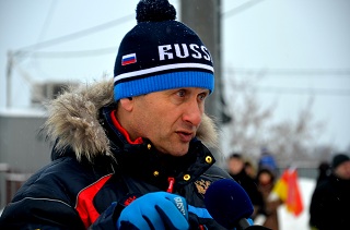 Сергей Мяус во второй раз подряд привел россиян к успеху (Фото Евгения Конова)