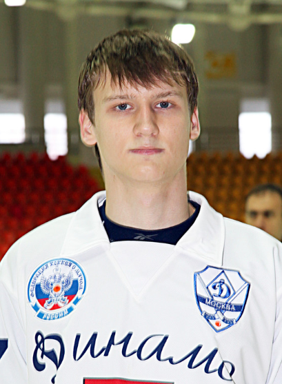 В составе динамовцев Осокин становился вице-чемпионом России (Фото dynamo-bandy.ru)