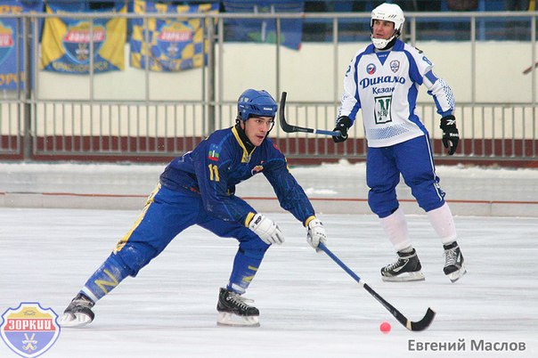 Евгений Волгужев не доиграл матч из-за травмы ноги (Фото Евгения Маслова)