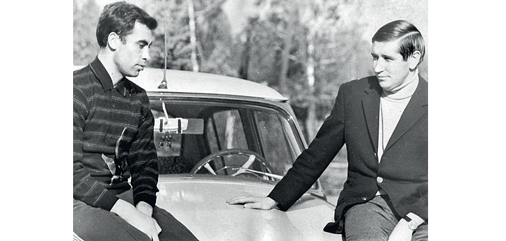 Середина 60-х. Закадычные друзья Виктор Аничкин (слева) и Валерий Маслов.