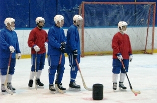 Перед поездкой в&nbsp;Швецию хоккеисты &laquo;Родины&bdquo; тренировались на&nbsp;домашнем льду &ldquo;Союза&raquo;. Фото с&nbsp;сайта http://khcrodina.ru/index.php